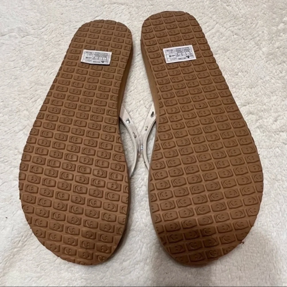 SANUK Women's YOGA JOY Bling Flip Flops 6 - Picture 6 of 8